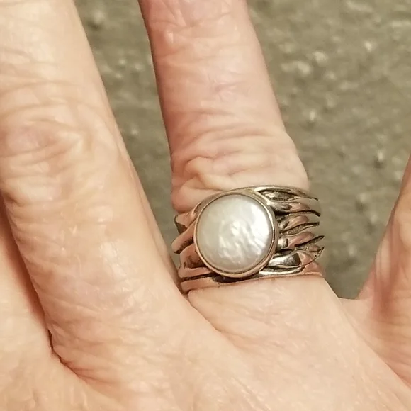 Silpada Sterling Silver Coin Pearl Ring